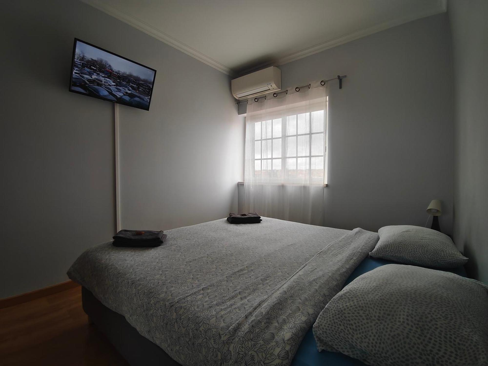 Residencial Marialva Park Hotel Corroios Eksteriør billede