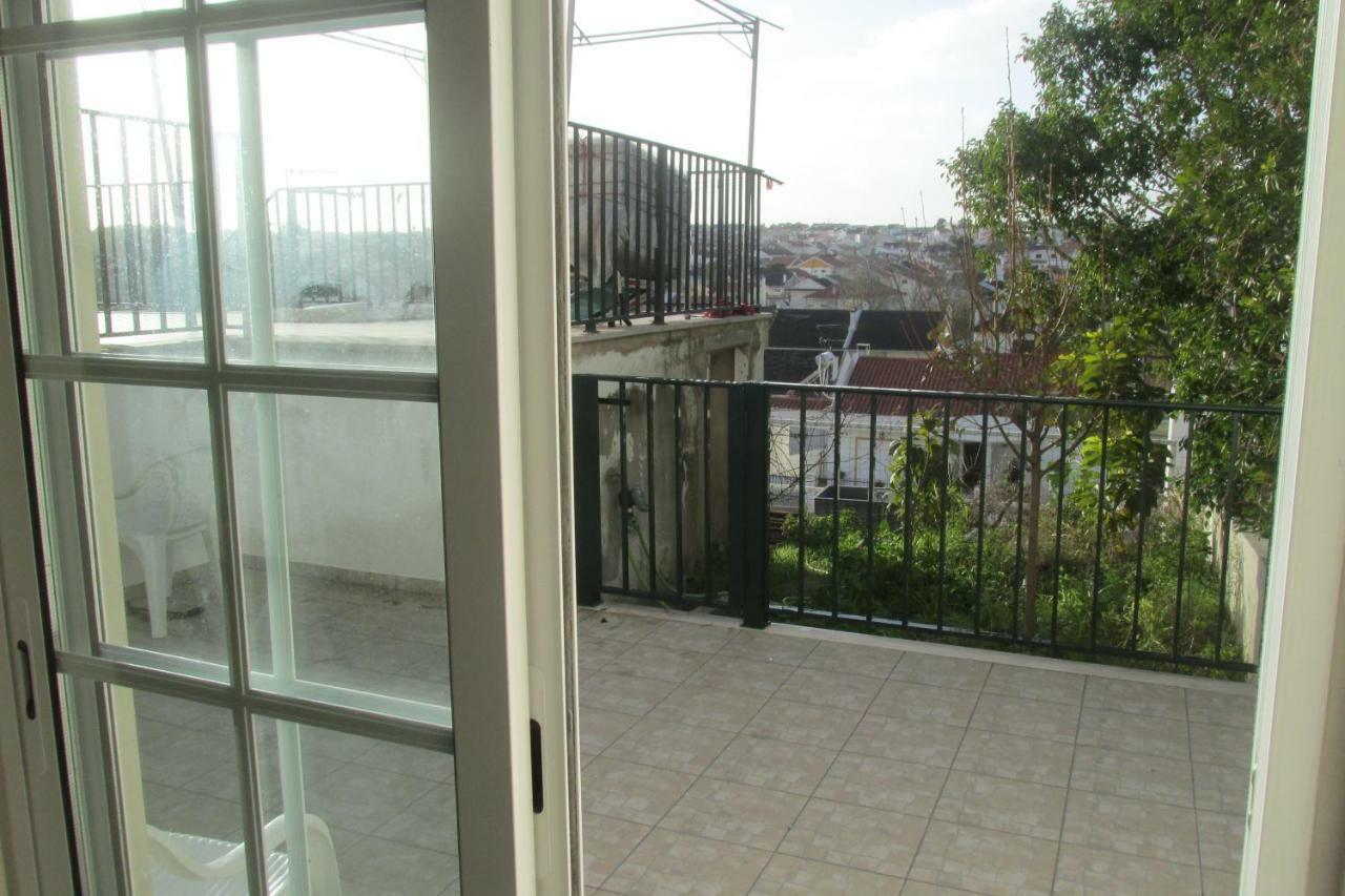 Residencial Marialva Park Hotel Corroios Eksteriør billede